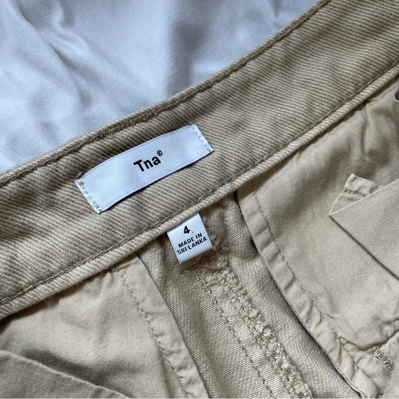 TNA Beige Troop Cargo Pants Size 4 - Picture 4 of 6
